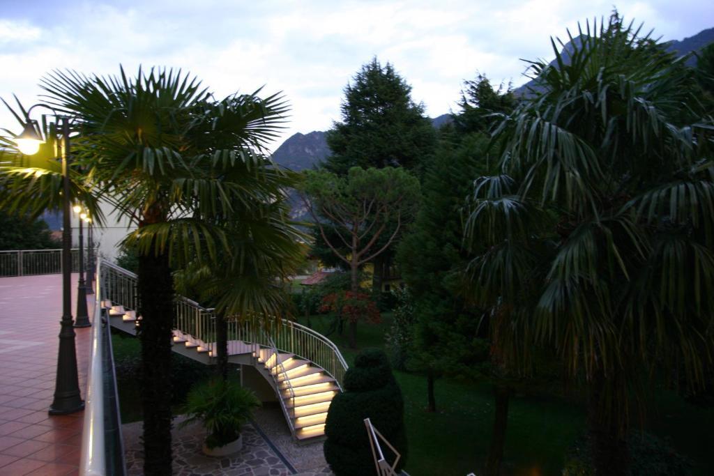 Hotel Castel Lodron Storo Екстериор снимка
